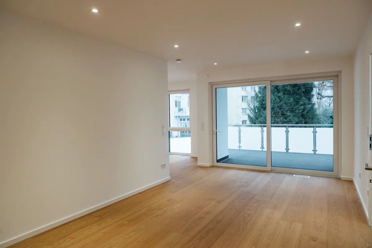 Wohnzimmer mit Panoramafenster